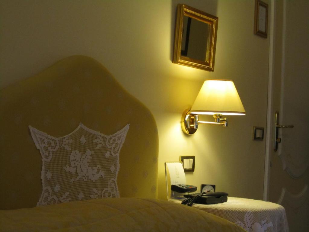 Hotel Villa Castellani Mogliano Pokój zdjęcie